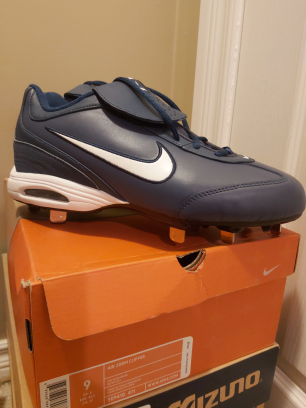 NEW Size 9 Nike Air Zoom Clipper Baseball Cleats