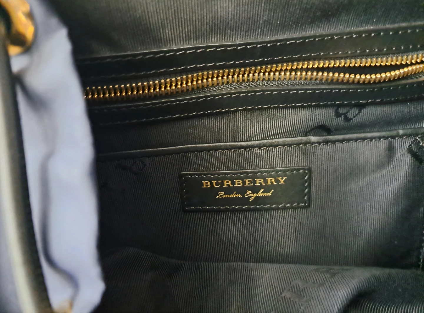 Burberry Rucksack Navy Medium - photo 3