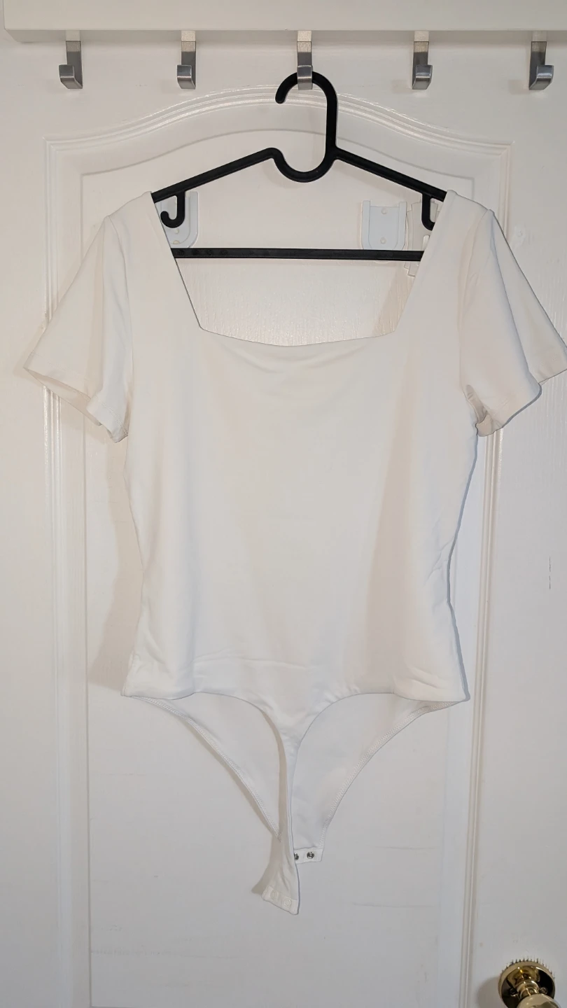 Aritzia Contour Square Neck Bodysuit - XL - New - photo 2