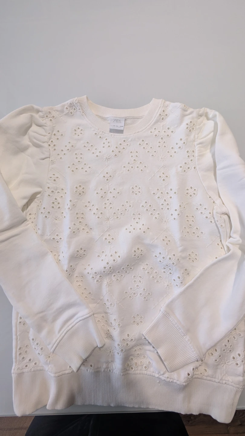Zara White Eyelet Sweatshirt - Size 13-14