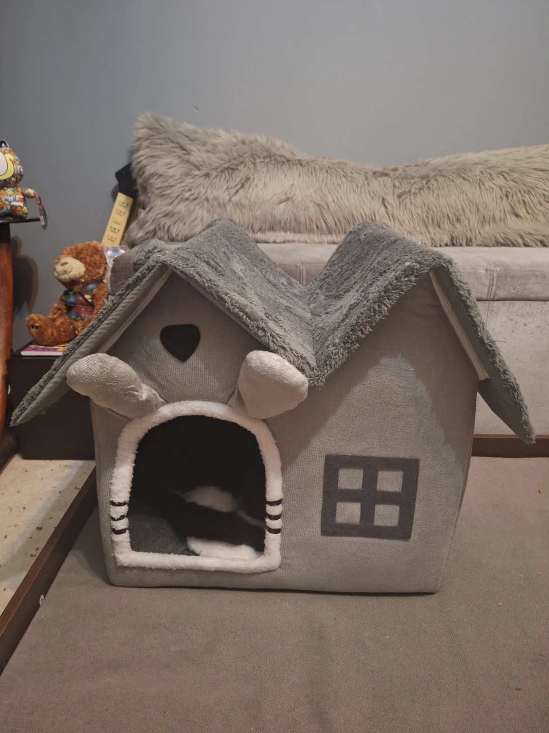 NEW Grey House Cat Bed 😻