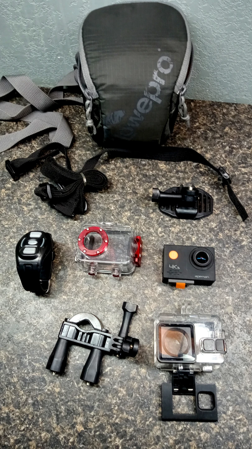 Apeman 4K Action Camera Bundle with Accessories