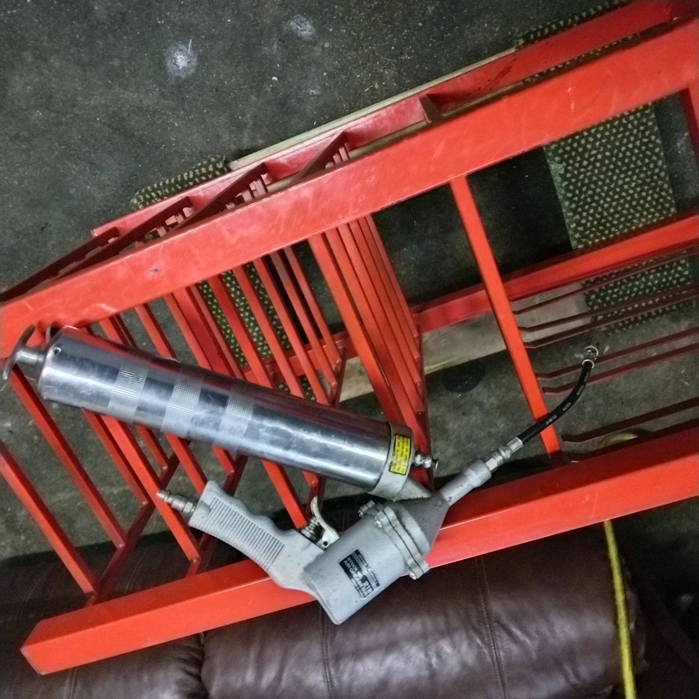 Air grease guns 30 each - photo 3