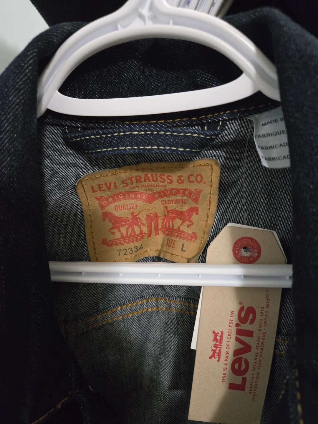 Levis Men's Medium wash trucker Jacket - photo 2