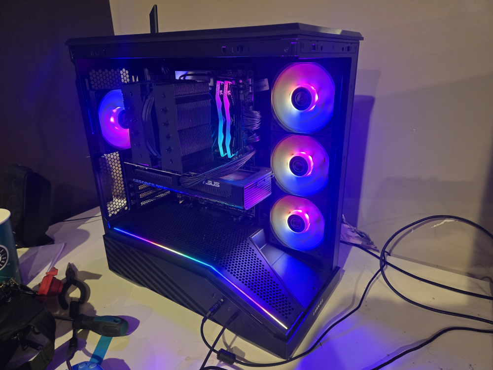 Custom Gaming PC Nvidia RTX 5070 + AMD Ryzen 5 7600X3D