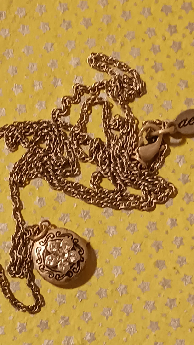 Vintage Floral Locket Necklace with Rhinestones - photo 2