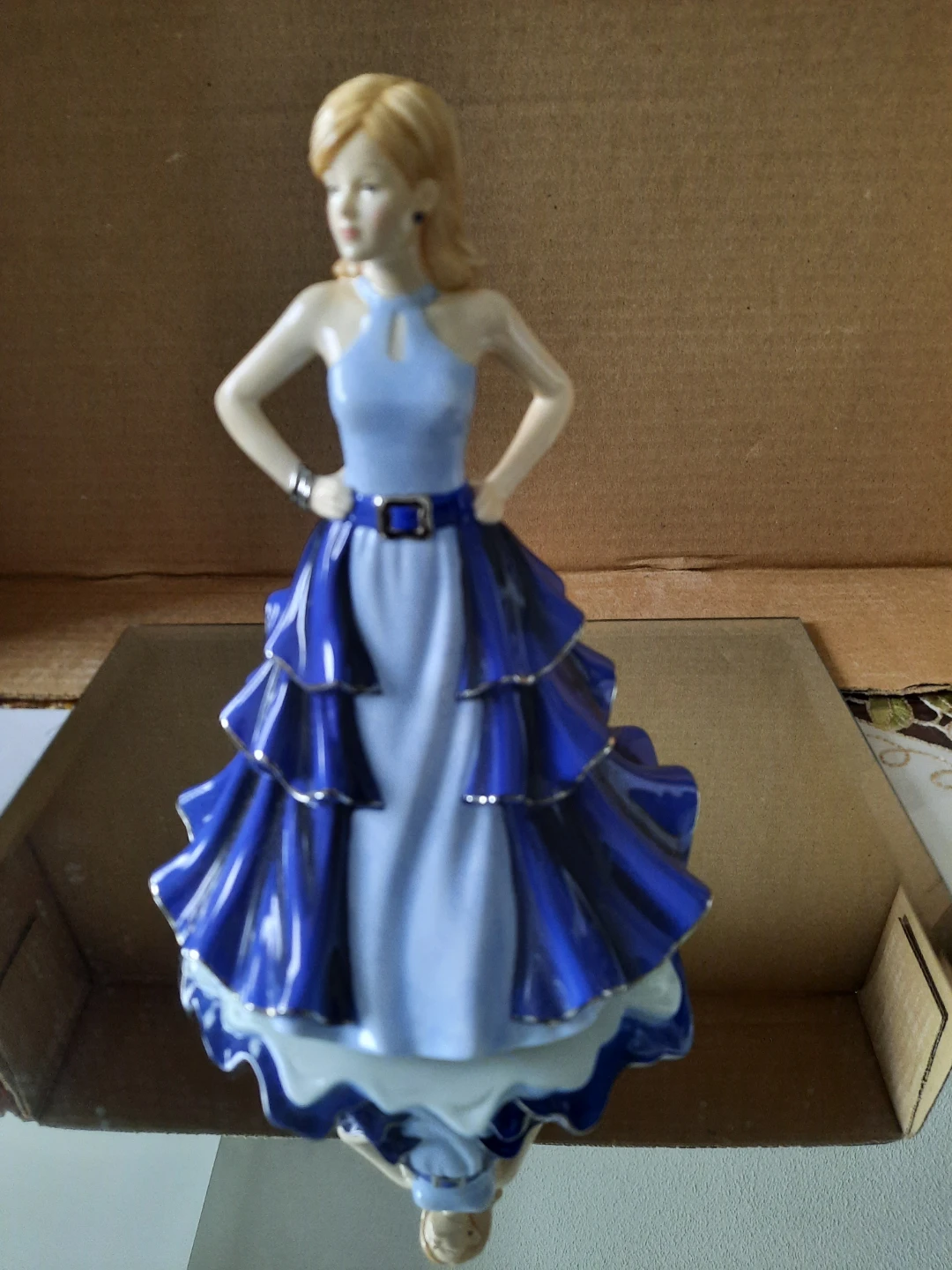 Royal Doulton Pretty Ladies Time To Celebrate Figurine HN 5538