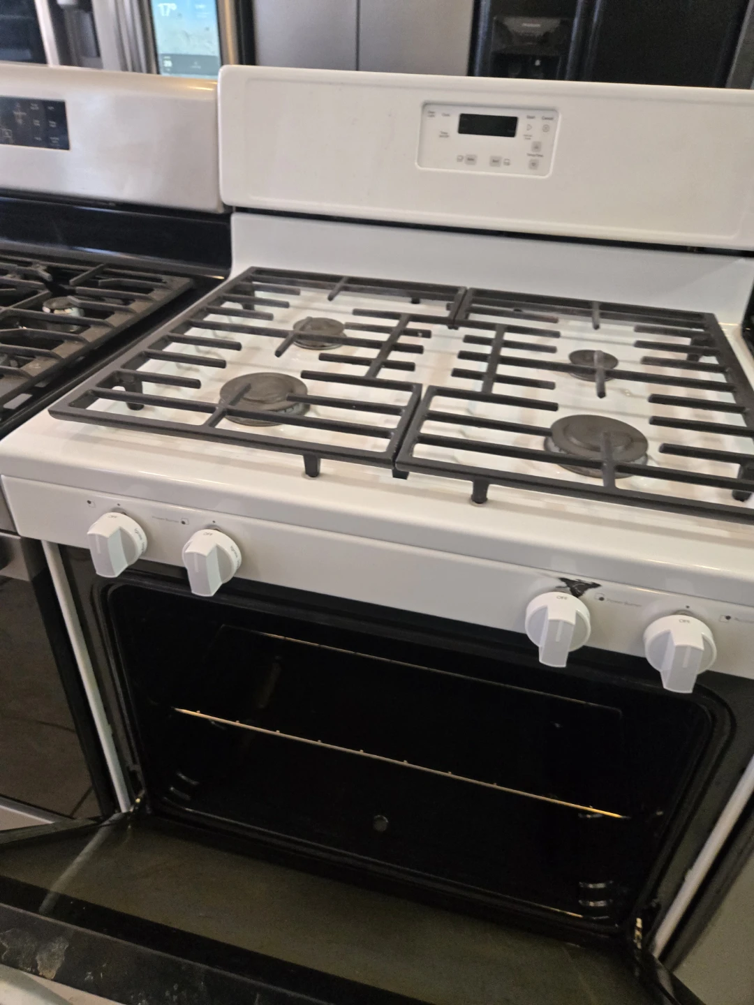 White Whirlpool Gas Range Stove - photo 2
