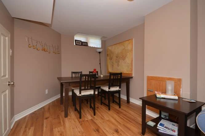 2 bdrm Legal basement hwy10  wanless