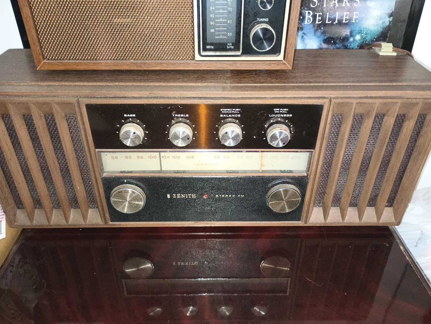 Vintage Zenith Stereo FM AM Radio - photo 3