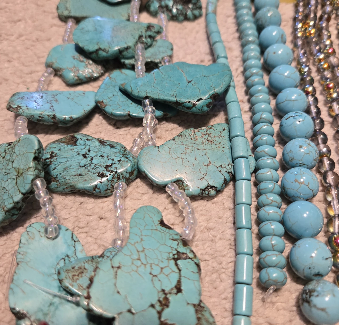 Lot of Assorted Bead Strands (Lot Y) - photo 2