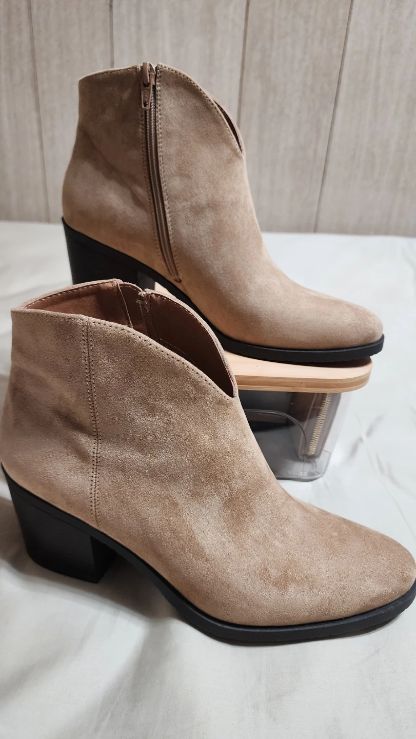 Sonoma Tan Suede Ankle Boots size 9 - photo 2