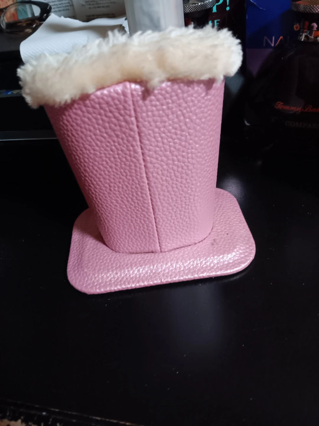 Pink Faux Leather Glasses Holder🥕 - photo 2