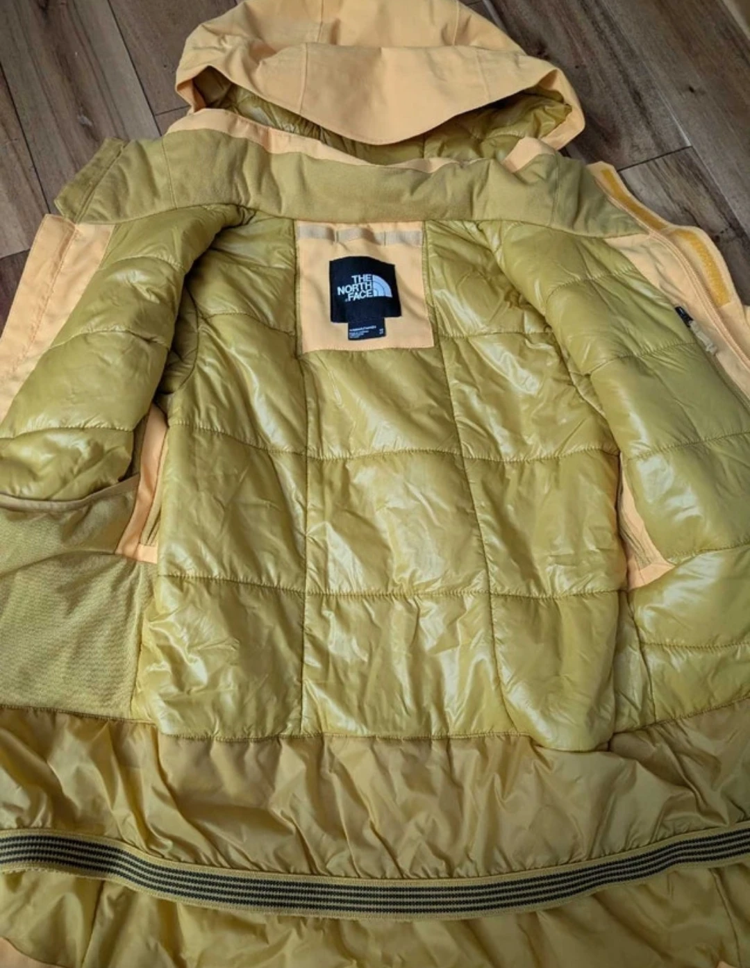Brand New North Face Jacket! SALE - photo 3