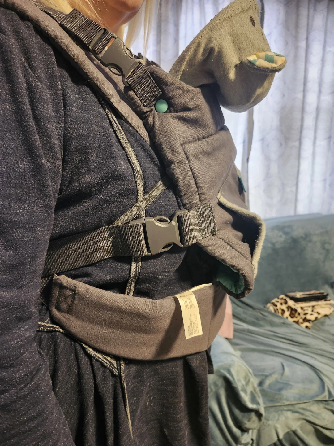 Infantino Baby Carrier - photo 3
