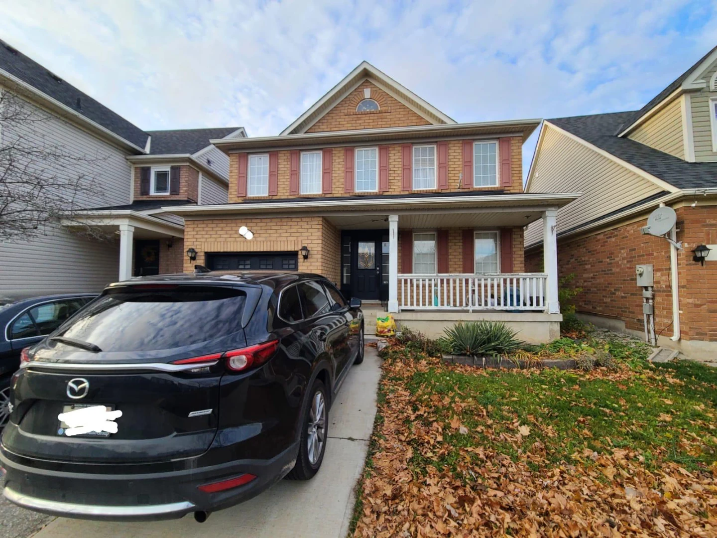 Master Bedroom for rent @Milton prime location