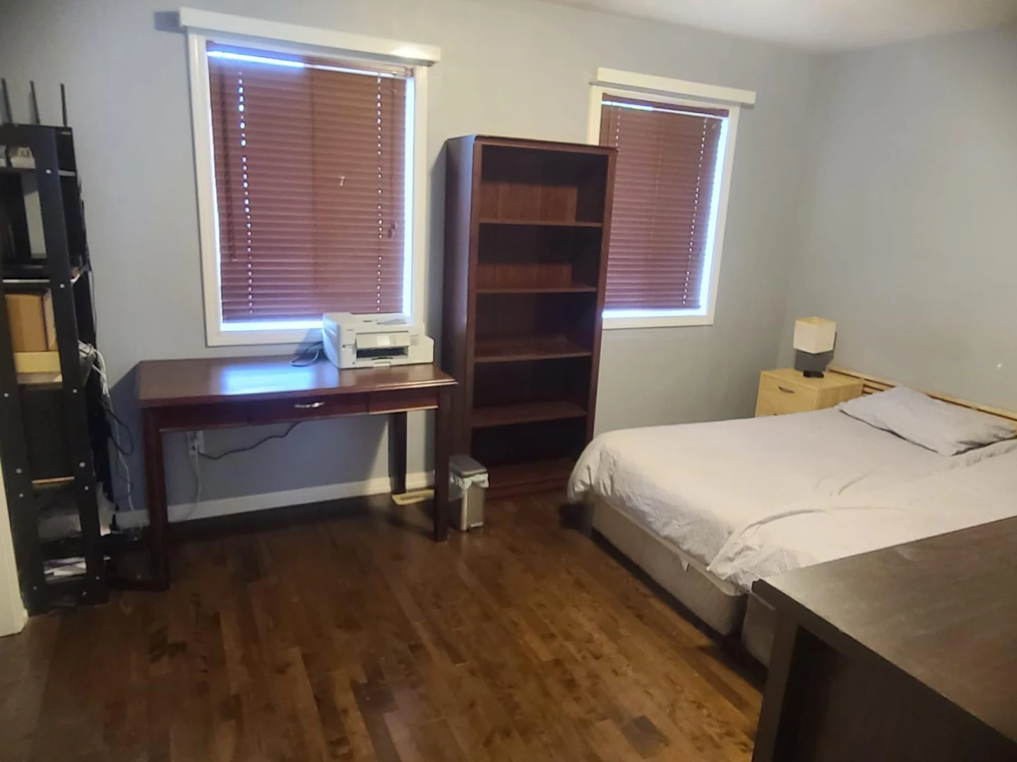 Master Bedroom for rent @Milton prime location - photo 4
