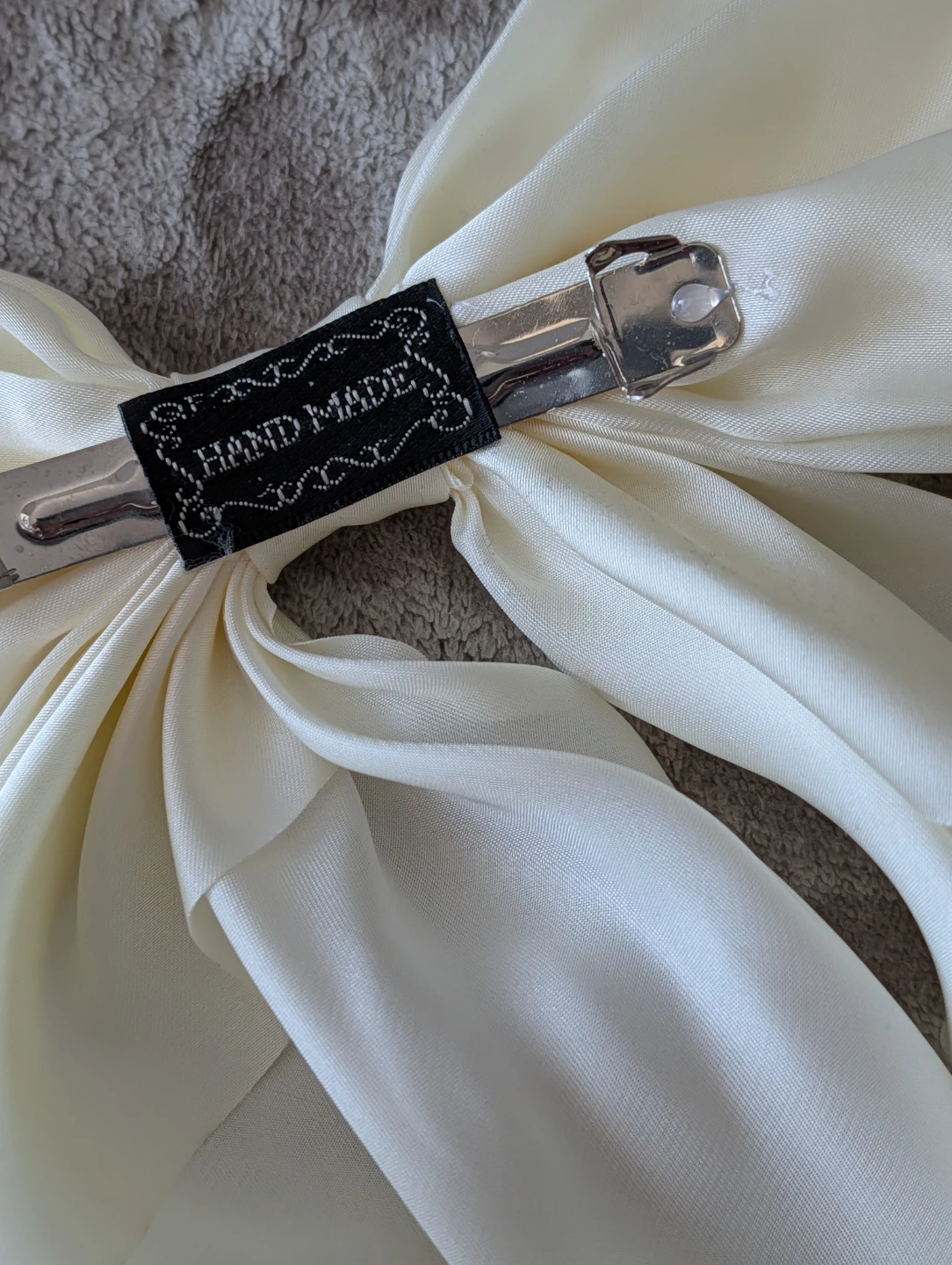 Cream Oversized Bow Hair Clip - photo 2