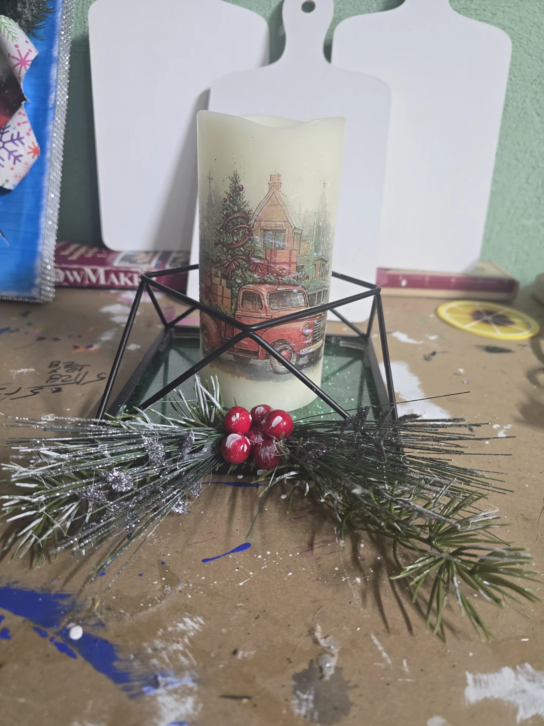 Flameless LED Christmas Candle with Decorative Holder - photo 2