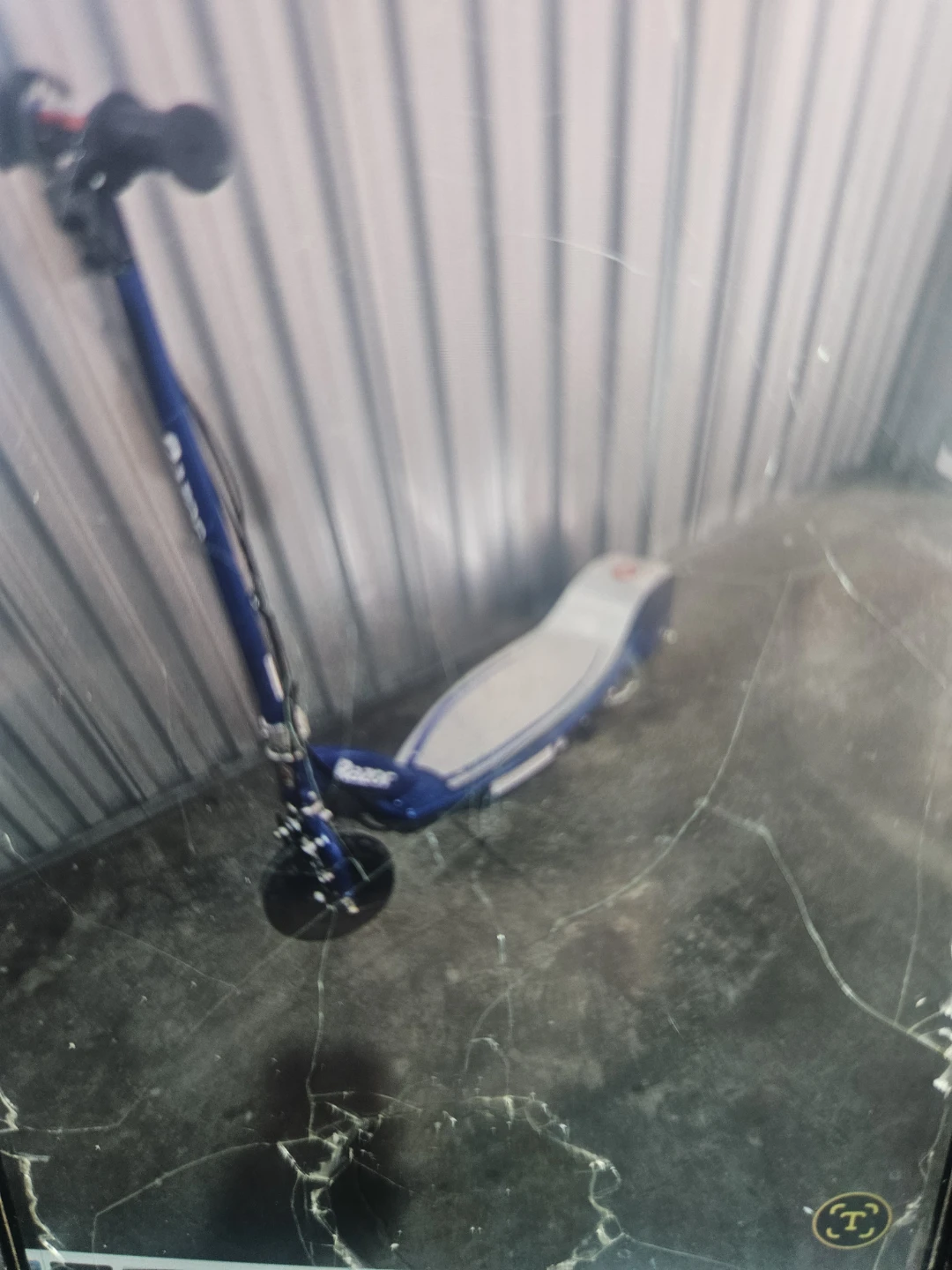 Razor Electric Scooter - photo 3