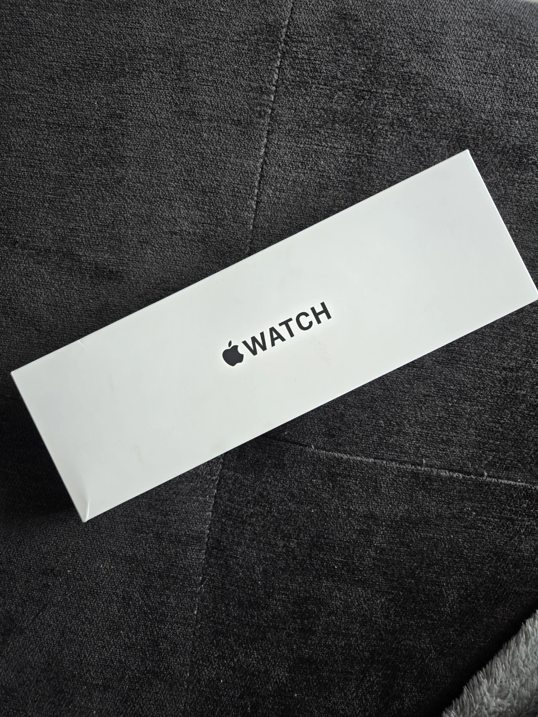 Apple Watch SE (2nd Gen) 44mm Silver & Blue - New - photo 2