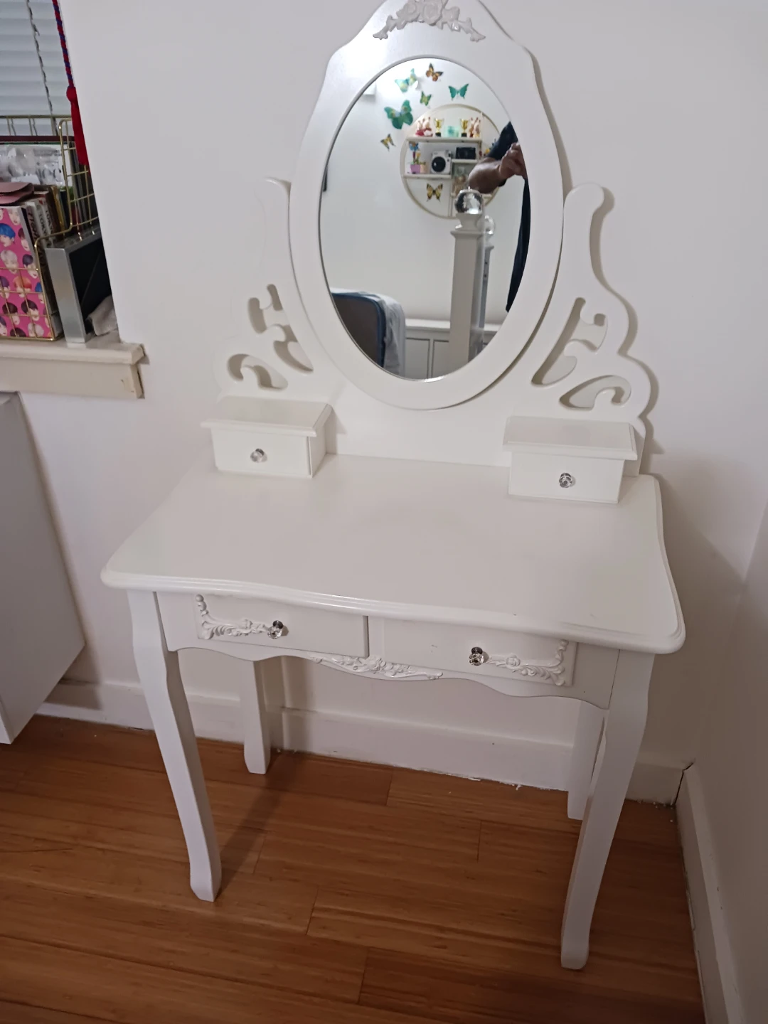 White Vanity Table with Mirror & Matching Stool - photo 2