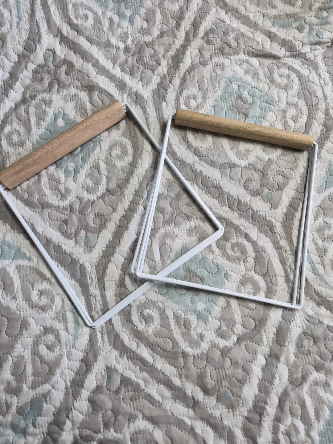 Pair of 9 1/2" x 10 1/2" Misc. Display Stands Metal & Wood - photo 4