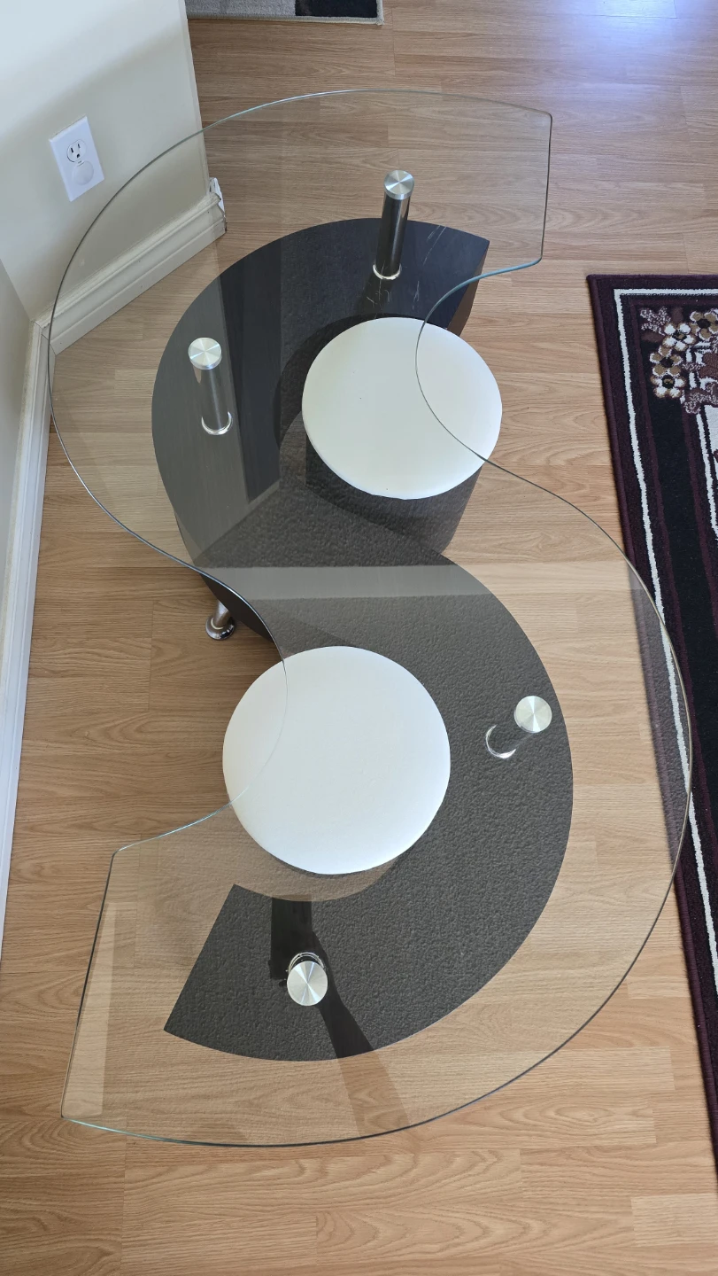 S-Shaped Coffee Table with 2 Stools - photo 4