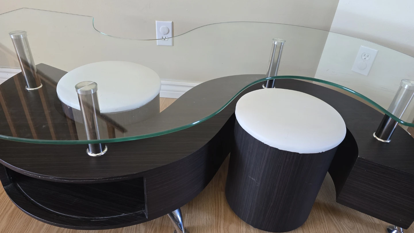 S-Shaped Coffee Table with 2 Stools - photo 5