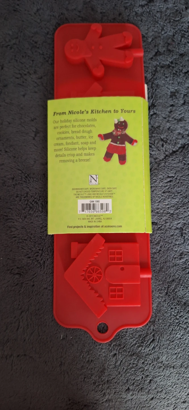 Nicole's Kitchen Silicone Gingerbread Mold - photo 2