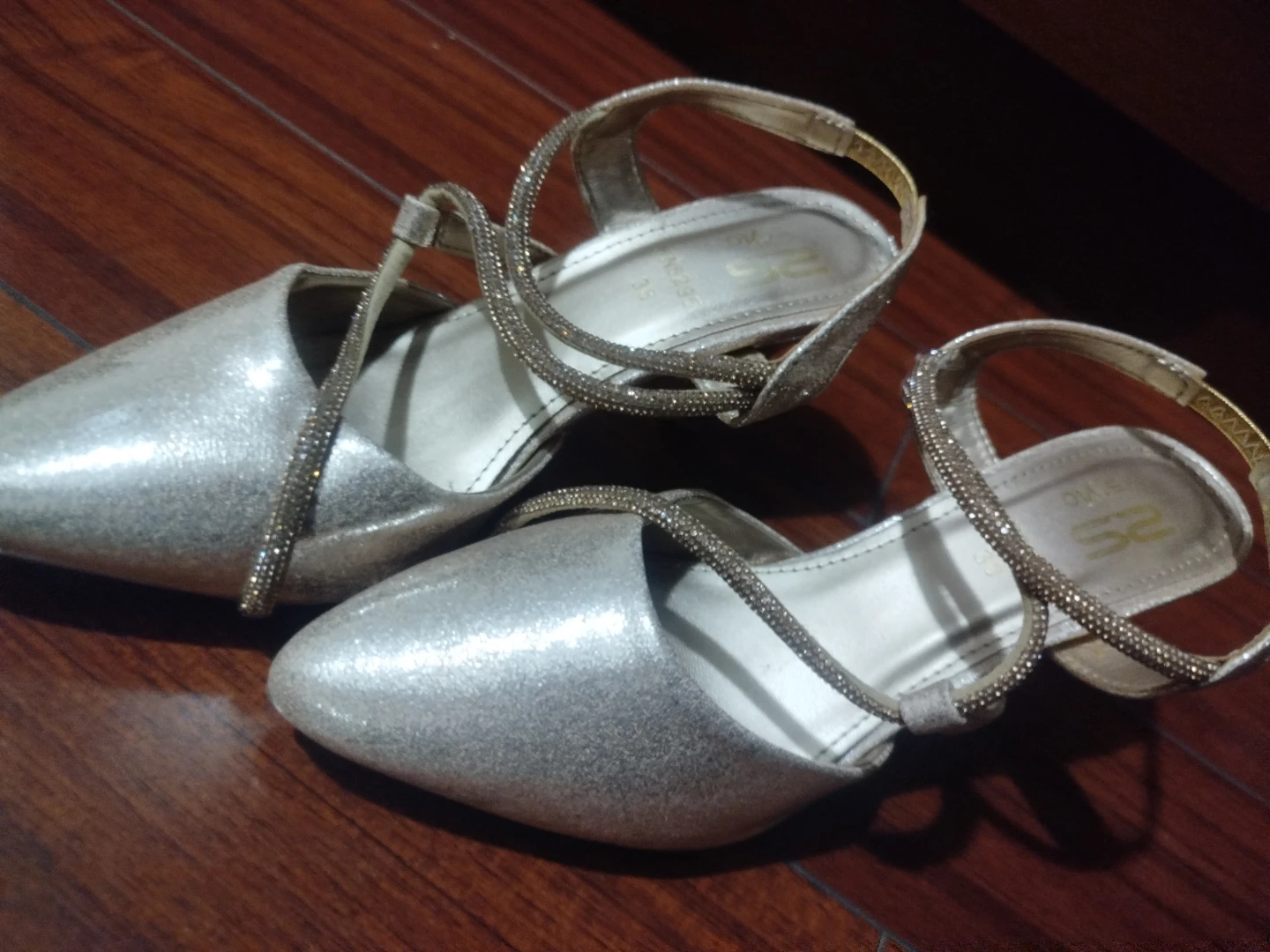Stylo Silver Heels - Size 7