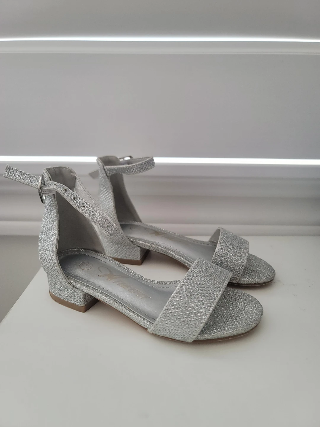 Toddler Silver Glitter Block Heel Sandals Size 9