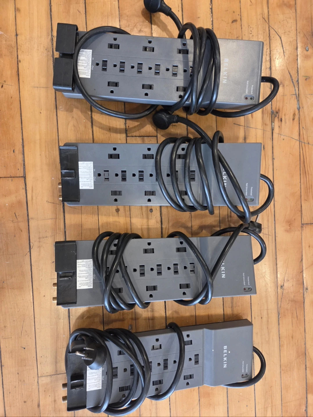 4x Belkin Surge Protector Power Strip