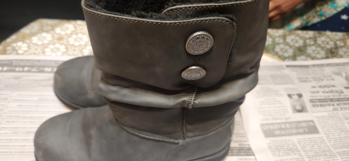 Skechers Black Boots Size 7.5 - photo 3