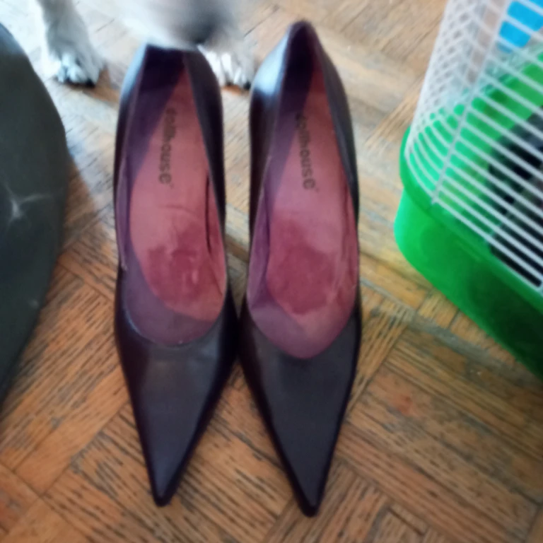 Dollhouse Women's Burgundy Pointed Toe Heels - photo 2