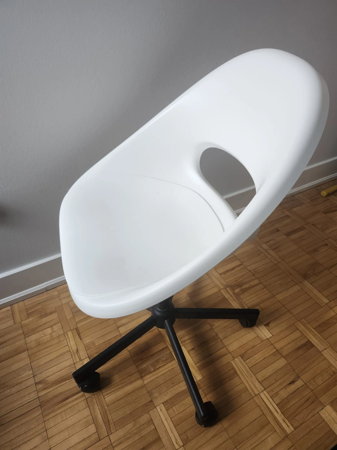 Office desk + Swivel chair - photo 2