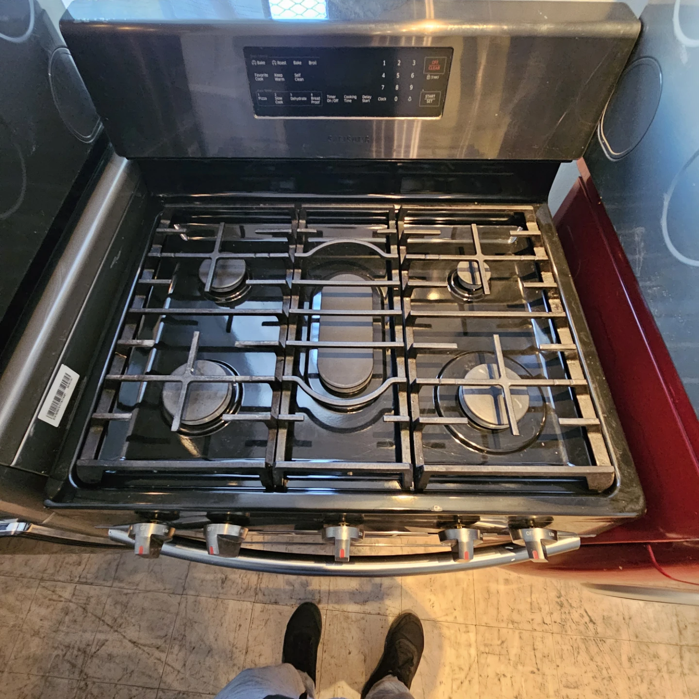 Samsung Gas Range - photo 3