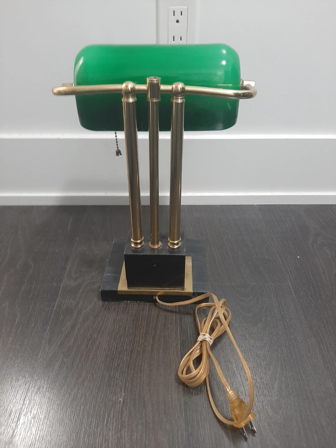 Banker Style Desk Lamp with LED Bulb - photo 3