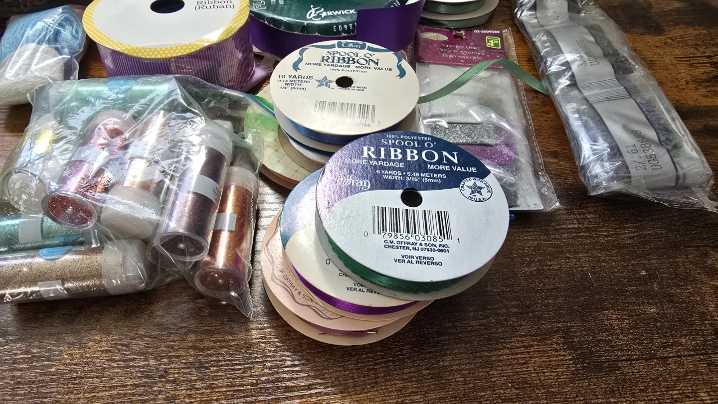 Assorted Ribbons and Craft Glitter Bundle - photo 5