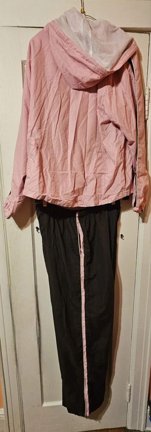 Women sweatsuit - photo 4