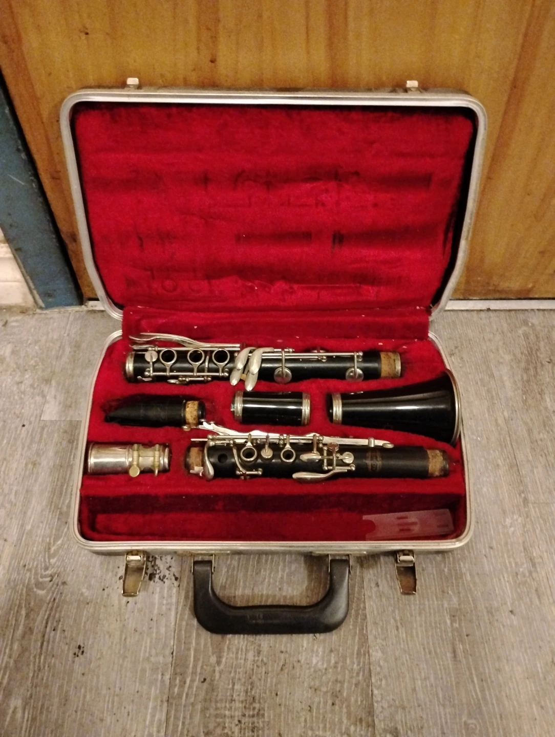 Bundy Clarinet in Case - photo 2