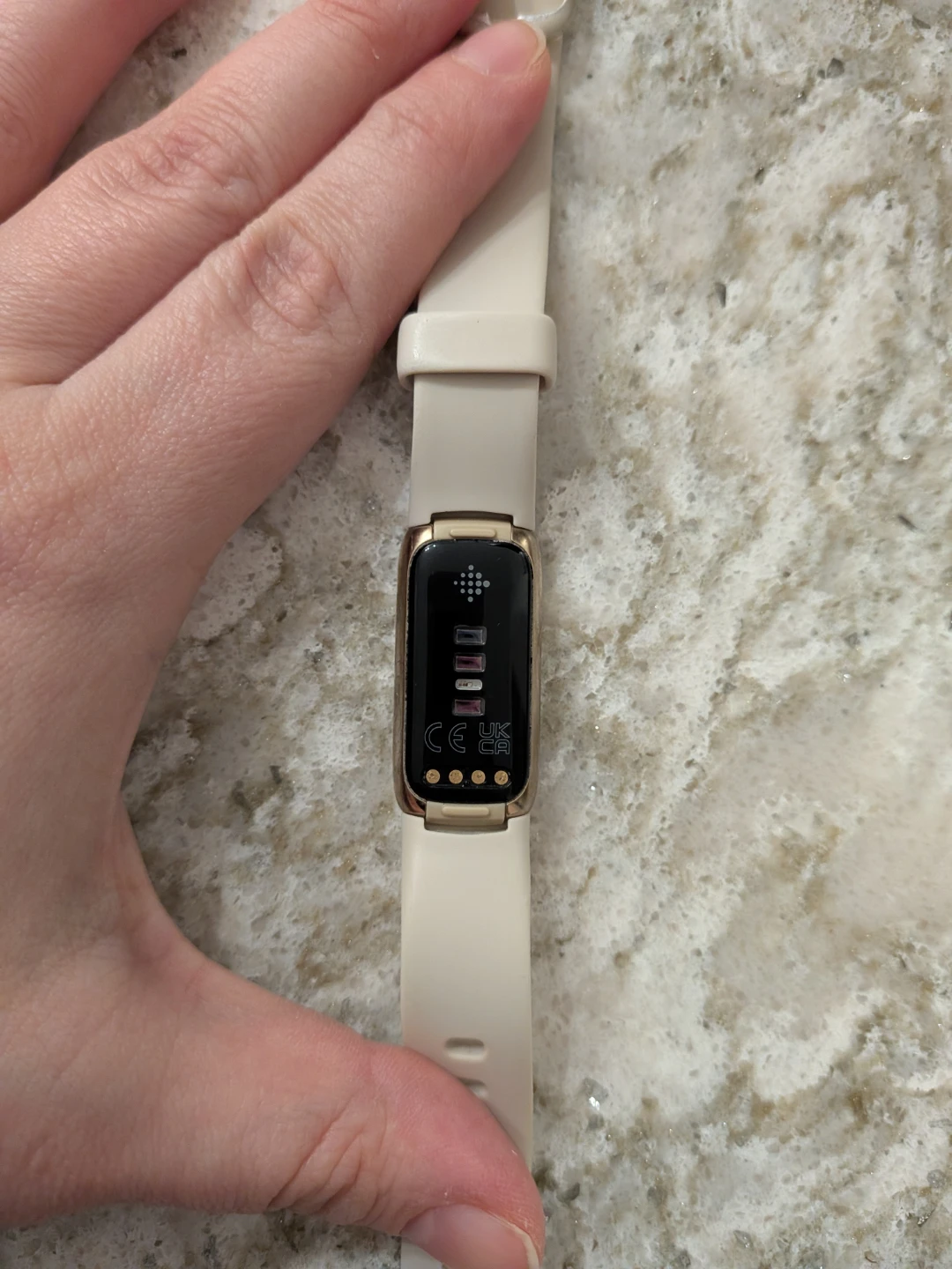 Fitbit Luxe and Accessories - photo 3