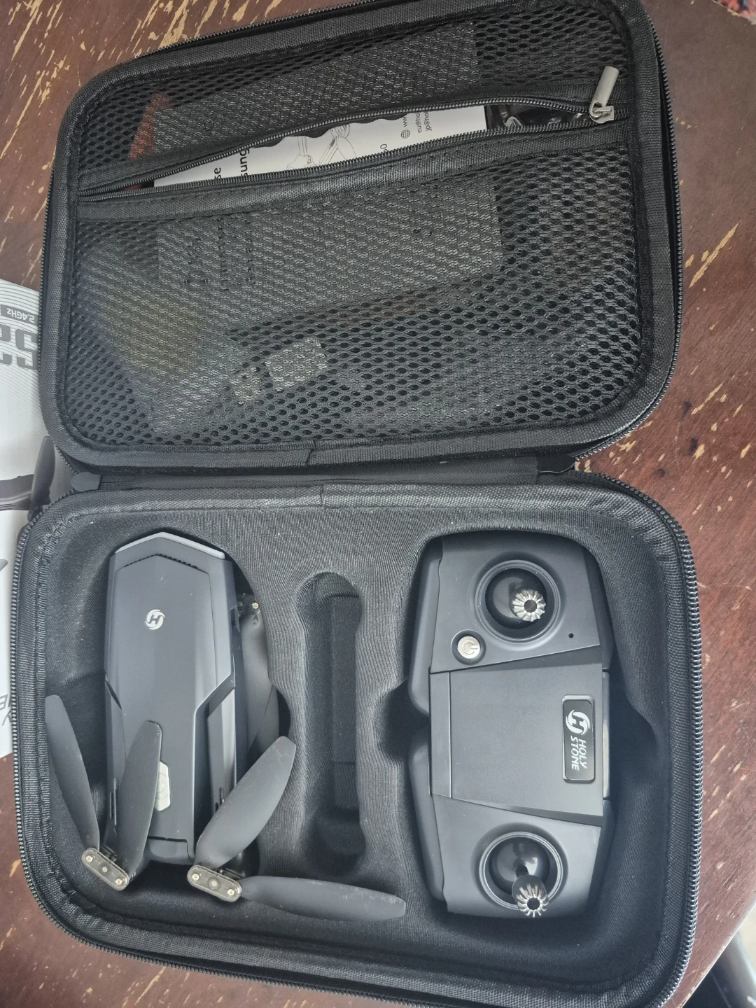 🥕 Holy Stone HS260 Drone - Like New - photo 2