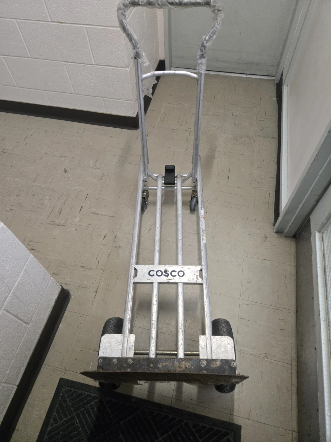 COSCO Hand Truck - photo 3