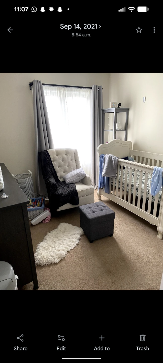 Nursery Chair - photo 4