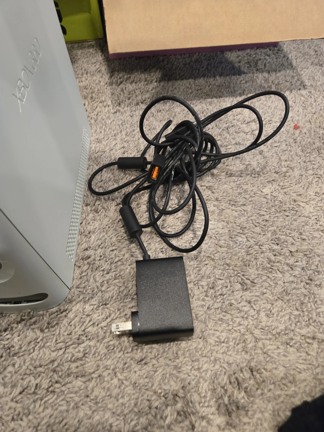 Selling xbox 360 original bundle with guitar - photo 5