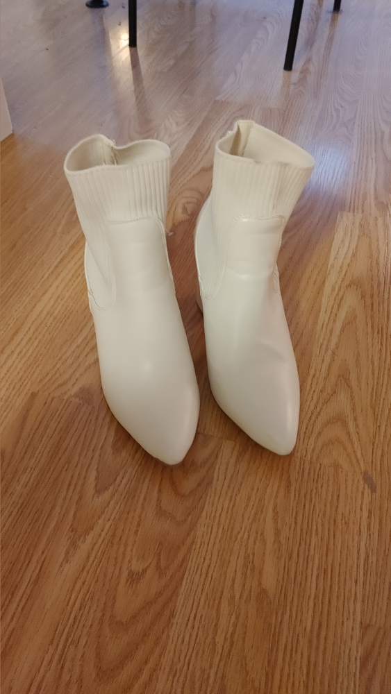Leather White Ankle Boots - Size 8 - photo 2