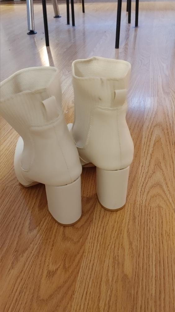 Leather White Ankle Boots - Size 8 - photo 3