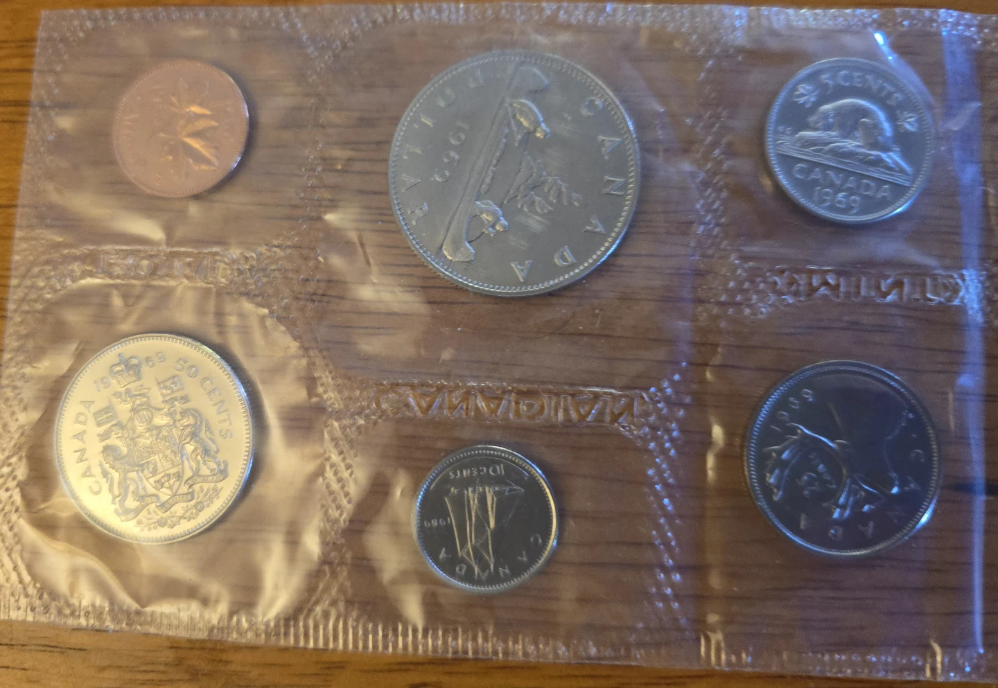 CANADA 1969 Uncirculated Coin Prooflike Set Royal Canadian Mint - photo 3