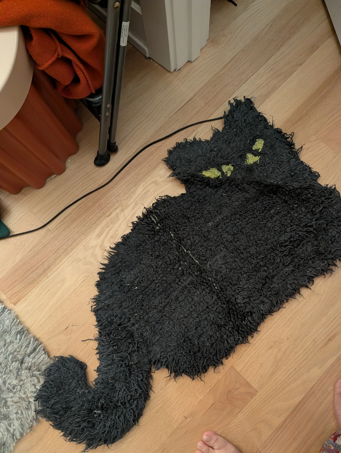 UO Home Cat Tufted Shag Rug